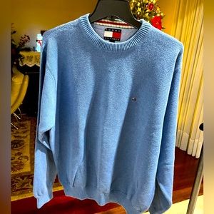 Men’s • Tommy Hilfiger Sweater (L)